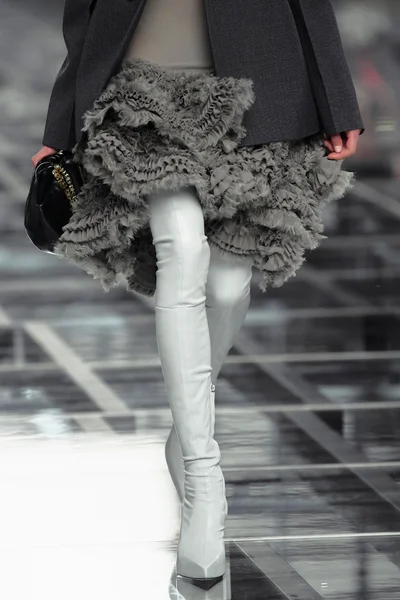 Look 50